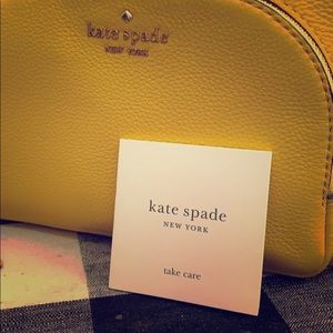 Jackson medium KATE SPADE mustard (limited color)